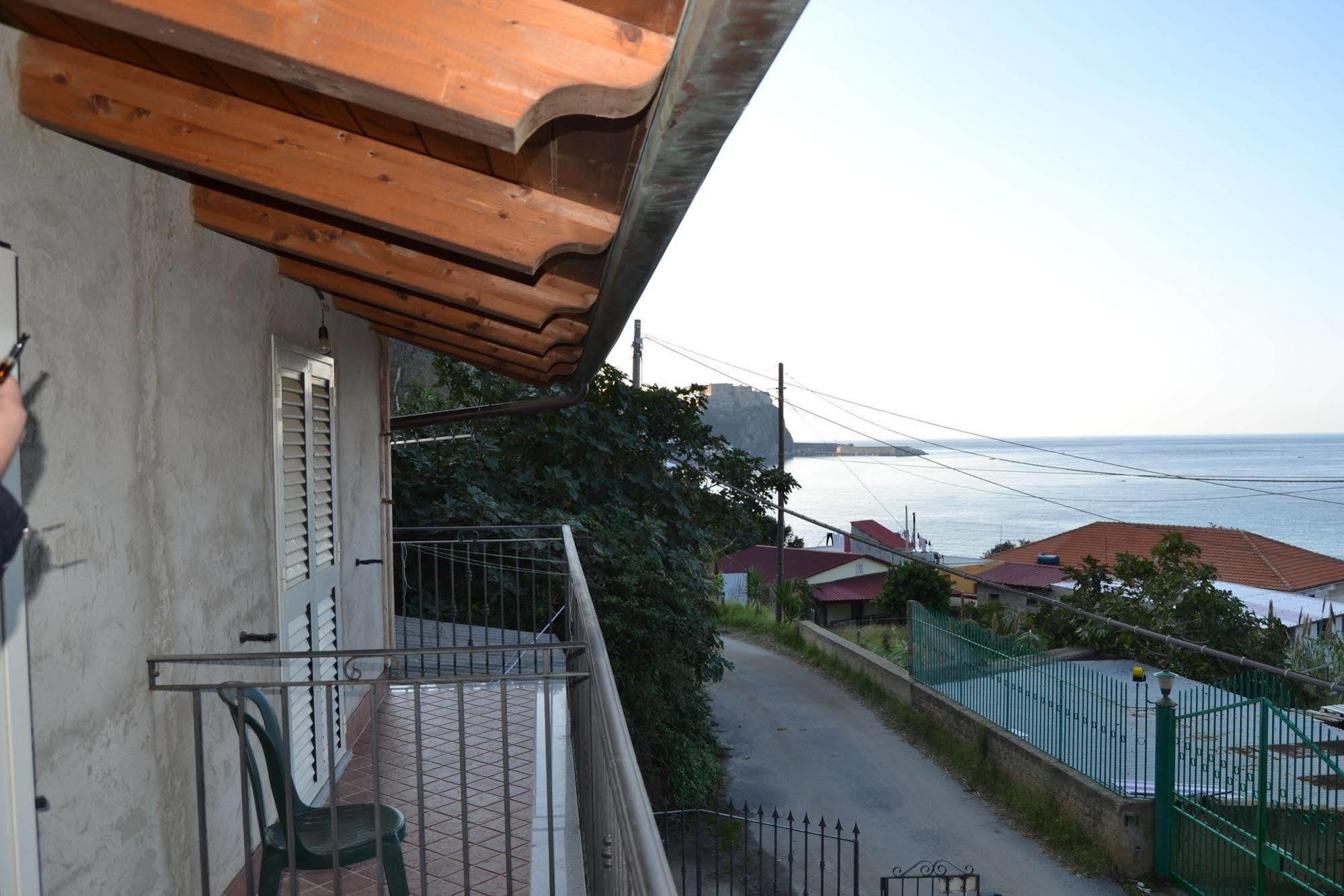 B&B Villa Chianalea Scilla Kültér fotó